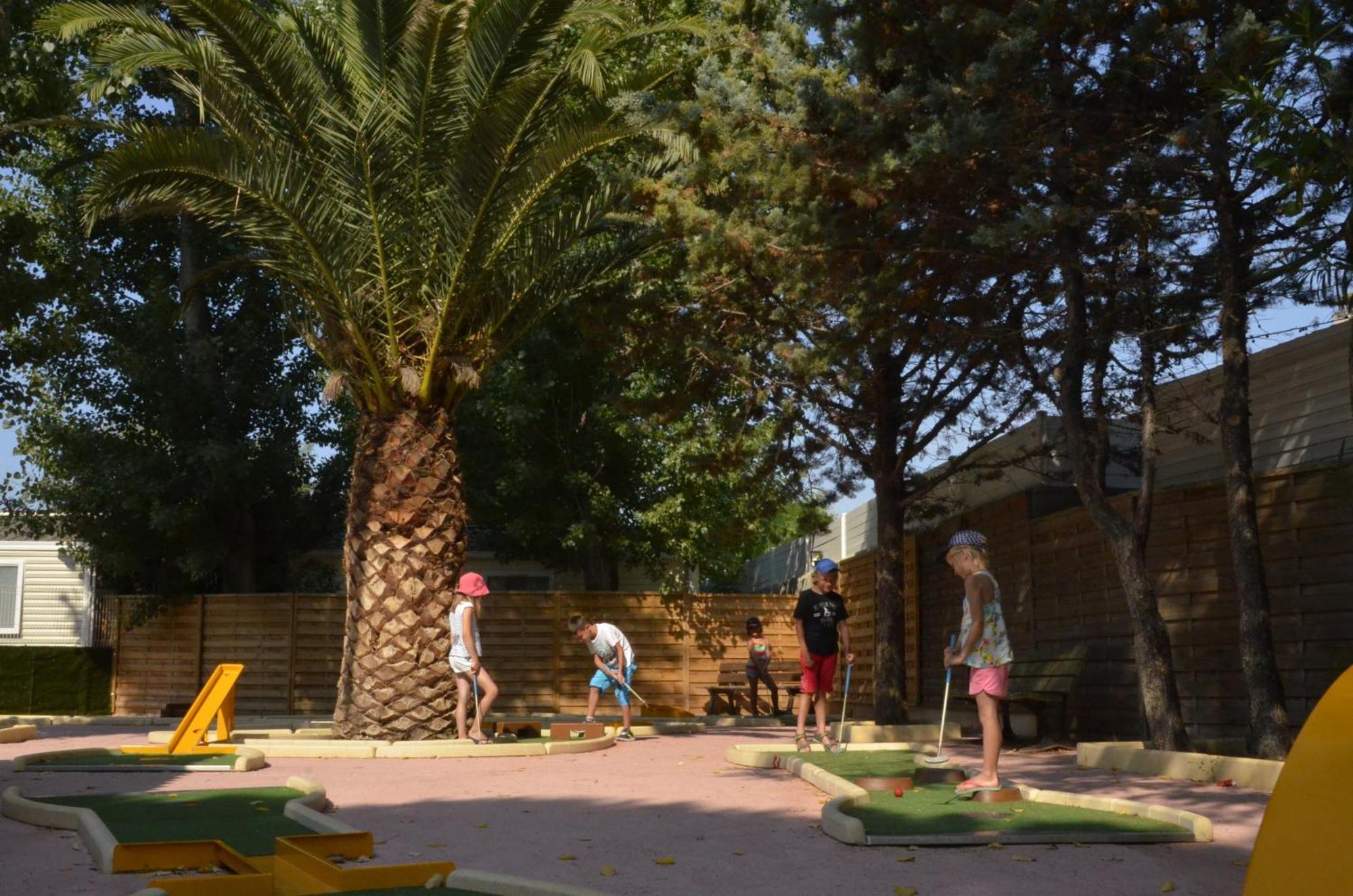 Camping L'Eden Le Grau-du-Roi Zewnętrze zdjęcie